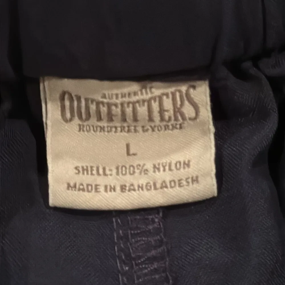 Authentic Outfitters Navy Shorts Size Large Roundtree and York Size Large